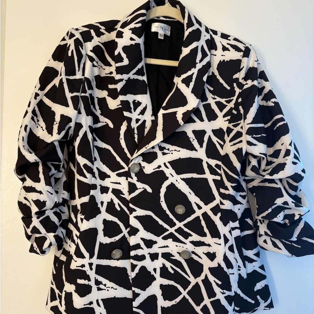 Sassy Jones Black & White Abstract Double-Breasted Blazer